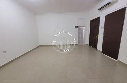 Villa - Studio - 1 for rent in Al Nuaija Street - Al Hilal West - Al Hilal - Doha