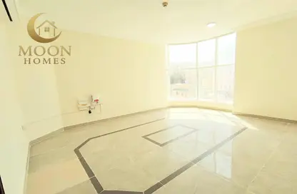 Apartment - 2 Bedrooms - 2 Bathrooms for rent in Al Mansoura - Al Mansoura - Doha