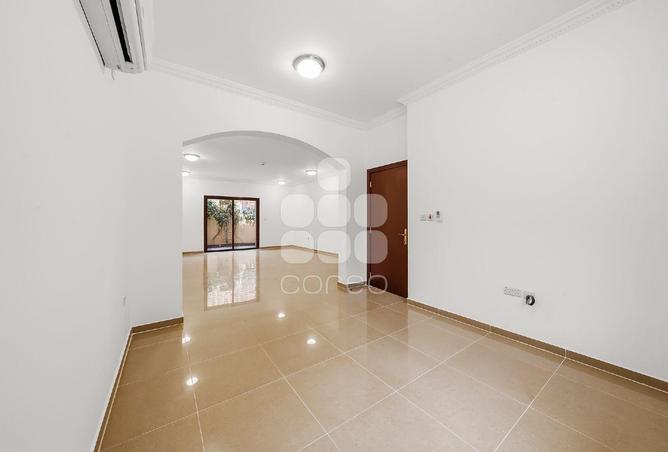 54541234 - Property Image 2