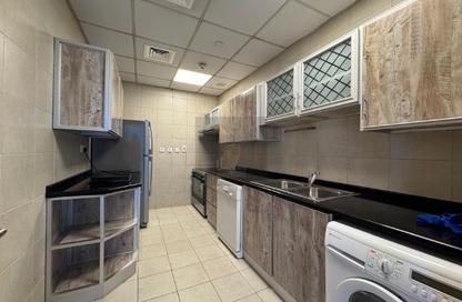 Apartment - 2 - 3 for rent in Zig Zag Tower B - Zig Zag Towers - West Bay - Doha