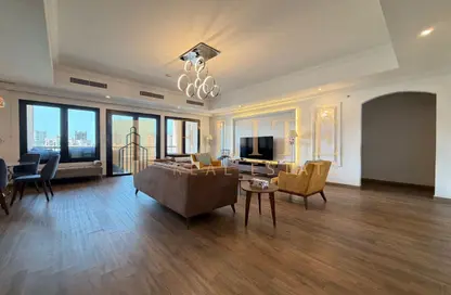 Apartment - 3 Bedrooms - 4 Bathrooms for rent in West Porto Drive - Porto Arabia - The Pearl Island - Doha