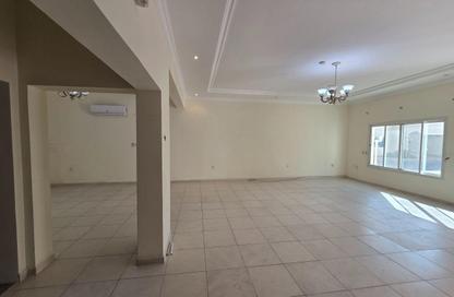مجمع سكني - 4 غرف نوم - 4 حمامات للايجار في شارع النعمان - العزيزية - الدوحة مجمع سكني - 4 غرف نوم - 4 حمامات للايجار في شارع النعمان - العزيزية - الدوحة