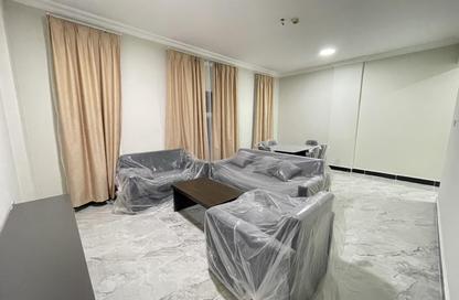 Apartment - 3 Bedrooms - 3 Bathrooms for rent in Al Mansoura - Al Mansoura - Doha