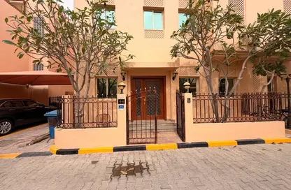 Villa - 4 Bedrooms - 4 Bathrooms for rent in Salwa Road - Al Aziziyah - Doha
