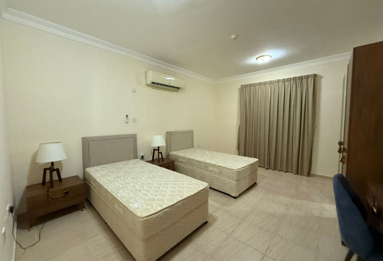 3 BHK I FF I EXCLUDING I POOL & GYM I FOXHILL NORT thumbnail 14
