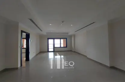 Apartment - 1 Bedroom - 2 Bathrooms for rent in East Porto Drive - Porto Arabia - The Pearl Island - Doha Apartment - 1 Bedroom - 2 Bathrooms for rent in East Porto Drive - Porto Arabia - The Pearl Island - Doha