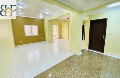 Apartment - 2 Bedrooms - 2 Bathrooms for rent in Al Mansoura - Al Mansoura - Doha