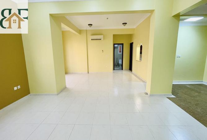 54877848 - صورة العقار 3