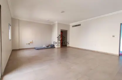 Apartment - 2 Bedrooms - 2 Bathrooms for rent in Anas Street - Fereej Bin Mahmoud North - Fereej Bin Mahmoud - Doha