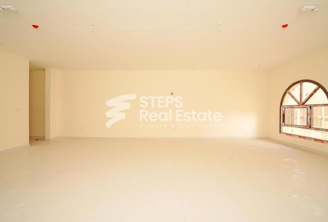 61004133 - Property Image 2