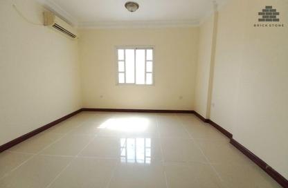 Apartment - 2 Bedrooms - 2 Bathrooms for rent in Muntazah 70 - Al Muntazah - Doha