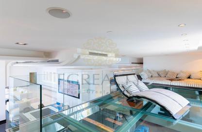 Penthouse - 3 Bedrooms - 5 Bathrooms for rent in West Bay Tower - West Bay - West Bay - Doha