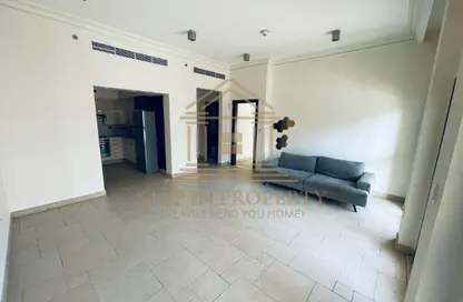 Apartment - 1 Bedroom - 2 Bathrooms for rent in Carnaval - Qanat Quartier - The Pearl Island - Doha