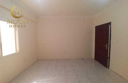 Apartment - 1 Bedroom - 1 Bathroom for rent in Umm Ghuwailina 4 - Umm Ghuwailina - Doha