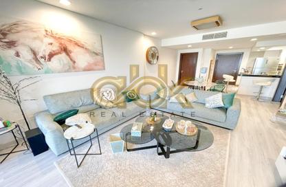 Apartment - 1 - 2 for sale in Viva West - Viva Bahriyah - The Pearl Island - Doha