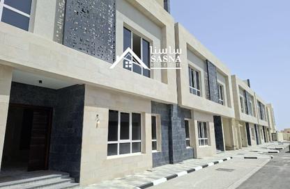 Compound - 7 Bedrooms - 7+ Bathrooms for rent in Al Kheesa - Al Kheesa - Umm Salal Mohammed
