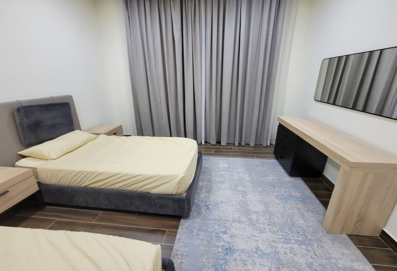 2 bhk + Office for rent 7.500 including bills thumbnail 15
