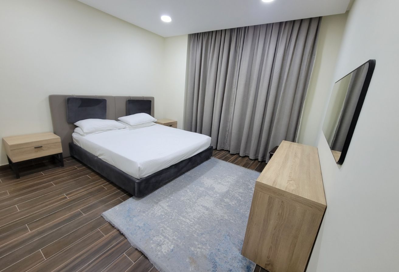 2 bhk + Office for rent 7.500 including bills thumbnail 9
