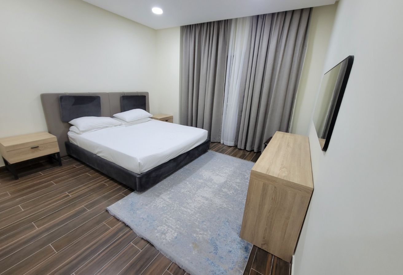 2 bhk + Office for rent 7.500 including bills thumbnail 6