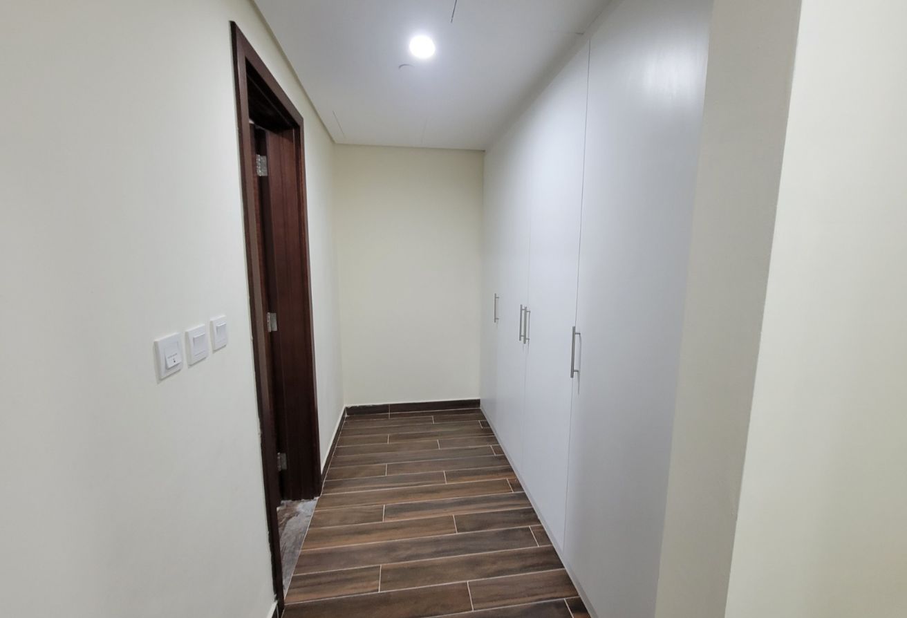 2 bhk + Office for rent 7.500 including bills thumbnail 19