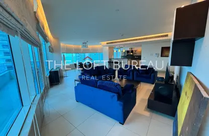 Apartment - 3 Bedrooms - 5 Bathrooms for rent in West Bay Tower - West Bay - West Bay - Doha