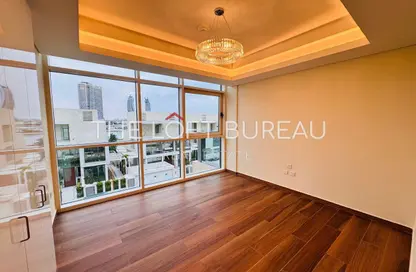 Apartment - 2 Bedrooms - 4 Bathrooms for sale in Crystal Residence - Gewan Island - The Pearl Island - Doha