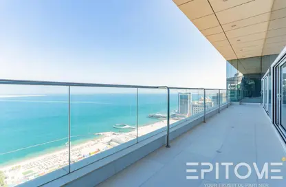 Penthouse - 3 Bedrooms - 5 Bathrooms for rent in West Bay Tower - West Bay - West Bay - Doha