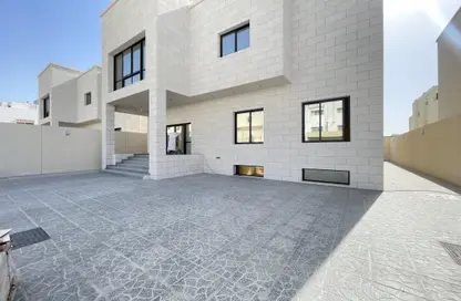 شقة - 7 غرف نوم للايجار في شارع بو هامو - أبو هامور - الدوحة شقة - 7 غرف نوم للايجار في شارع بو هامو - أبو هامور - الدوحة