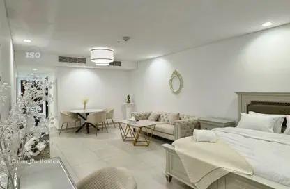 Apartment - 1 Bathroom for rent in Al Mutahidah Tower - Viva Bahriyah - The Pearl Island - Doha