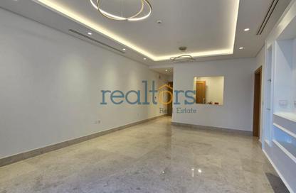 Apartment - 2 Bedrooms - 3 Bathrooms for rent in Floresta Gardens - Floresta Gardens - The Pearl Island - Doha