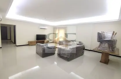 Apartment - 2 Bedrooms - 2 Bathrooms for rent in Al Nasr Street - Al Nasr - Doha