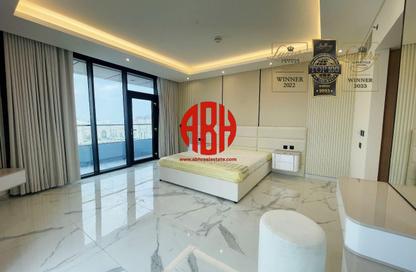 Apartment - 2 Bedrooms - 3 Bathrooms for rent in Lusail Marina Heights - Marina District - Lusail