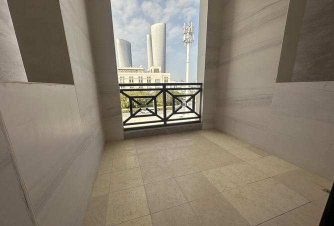 1011235 - Property Image 2