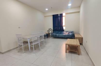 Apartment - 2 Bedrooms - 2 Bathrooms for rent in Anas Street - Fereej Bin Mahmoud North - Fereej Bin Mahmoud - Doha