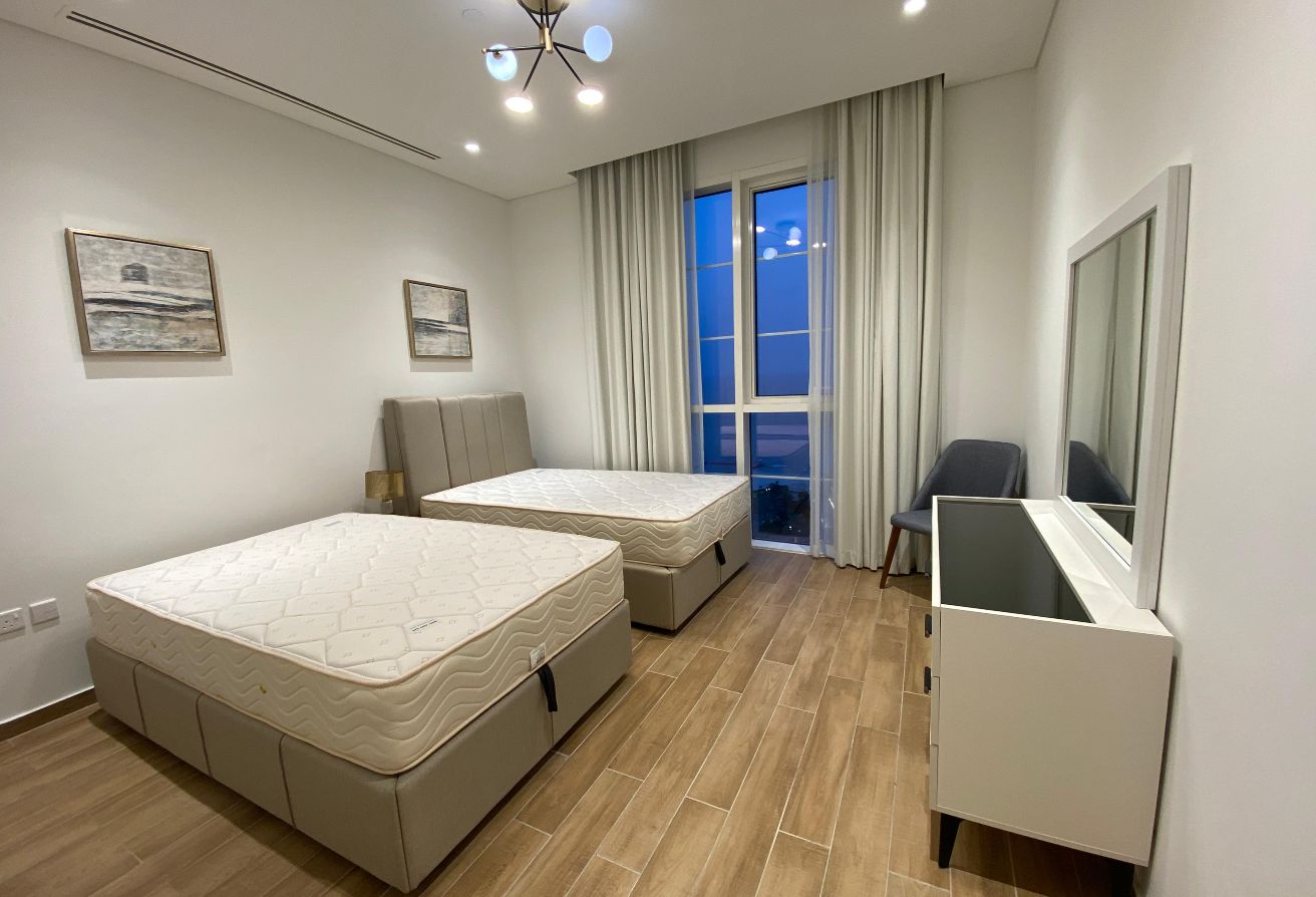Premium 2 BHK + Maid  Furnished | Seaview | Pearl thumbnail 4