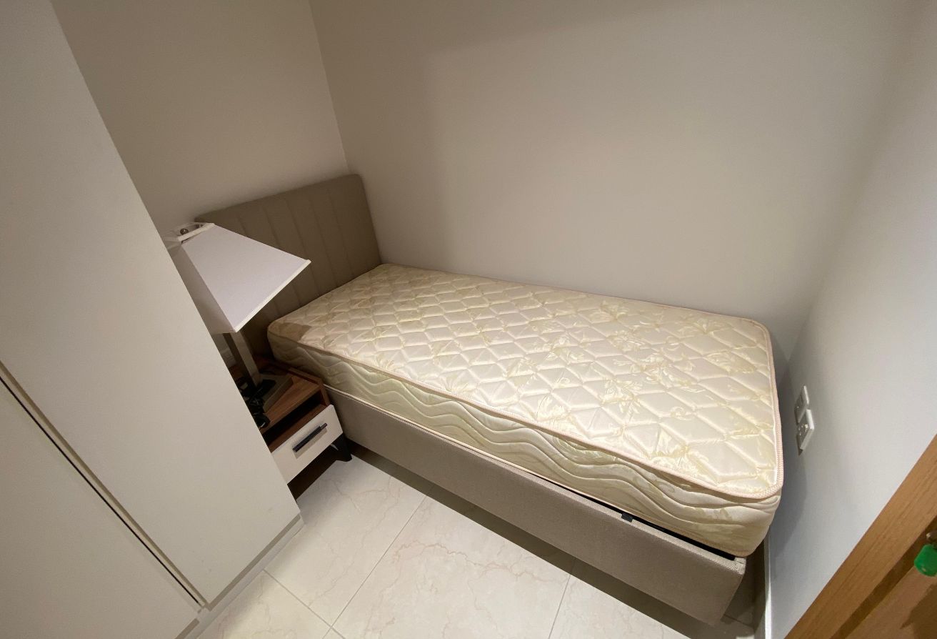 Premium 2 BHK + Maid  Furnished | Seaview | Pearl thumbnail 13