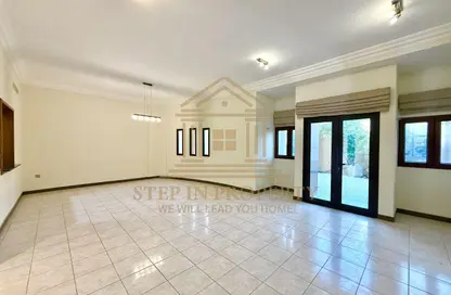 Compound - 3 Bedrooms - 4 Bathrooms for rent in Al Thumama - Al Thumama - Doha