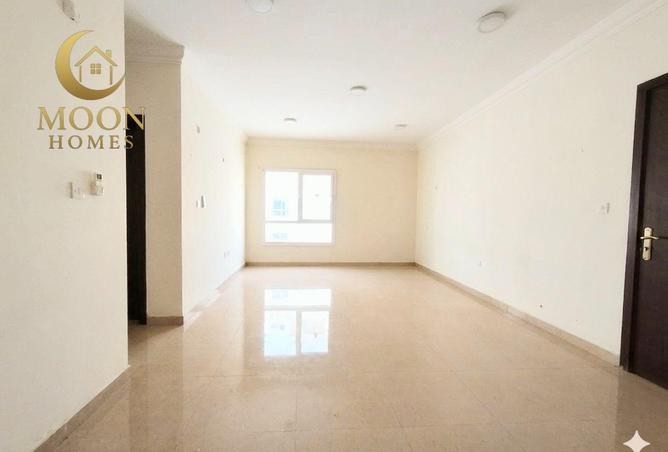54977340 - Property Main Image