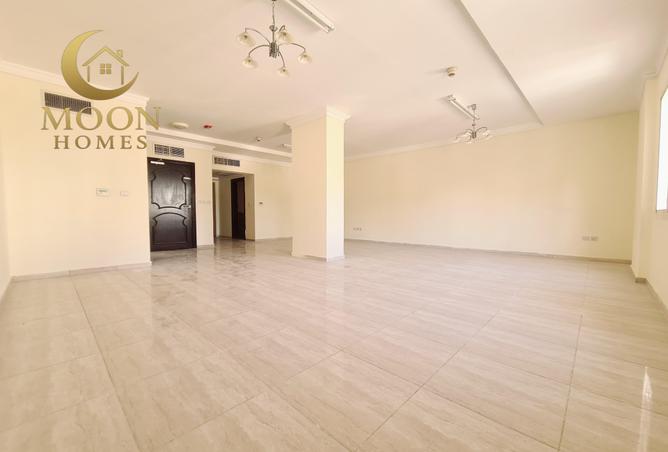 56980351 - Property Main Image