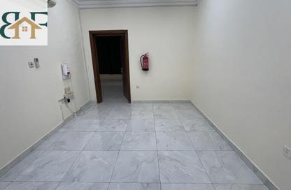 Apartment - 4 Bedrooms - 4 Bathrooms for rent in Al Mansoura - Al Mansoura - Doha Apartment - 4 Bedrooms - 4 Bathrooms for rent in Al Mansoura - Al Mansoura - Doha