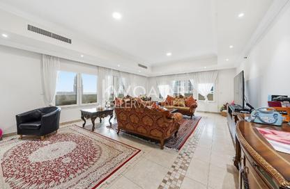 Apartment - 3 Bedrooms - 4 Bathrooms for sale in Porto Arabia - The Pearl Island - Doha