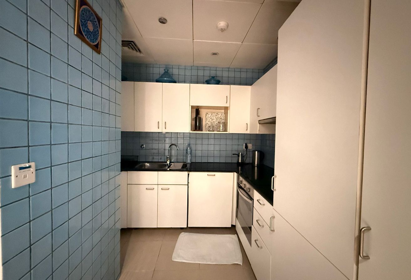 1BHK Sea View Apartment in Porto Arabia Pearl thumbnail 7