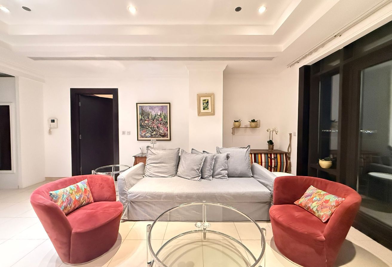 1BHK Sea View Apartment in Porto Arabia Pearl thumbnail 2