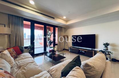 Apartment - 2 Bedrooms - 2 Bathrooms for rent in Porto Arabia - The Pearl Island - Doha