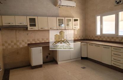 Compound - 6 Bedrooms - 5 Bathrooms for rent in Hazm Al Markhiya - Doha