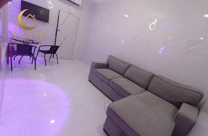 Apartment - 1 Bedroom - 1 Bathroom for rent in Umm Ghwailina Comm - Umm Ghuwalina - Umm Ghuwailina - Doha Apartment - 1 Bedroom - 1 Bathroom for rent in Umm Ghwailina Comm - Umm Ghuwalina - Umm Ghuwailina - Doha