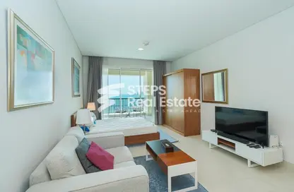 Apartment - Studio - 1 Bathroom for rent in Viva West - Viva Bahriyah - The Pearl Island - Doha