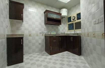 Apartment - 2 Bedrooms - 2 Bathrooms for rent in Bin Omran - Fereej Bin Omran - Doha