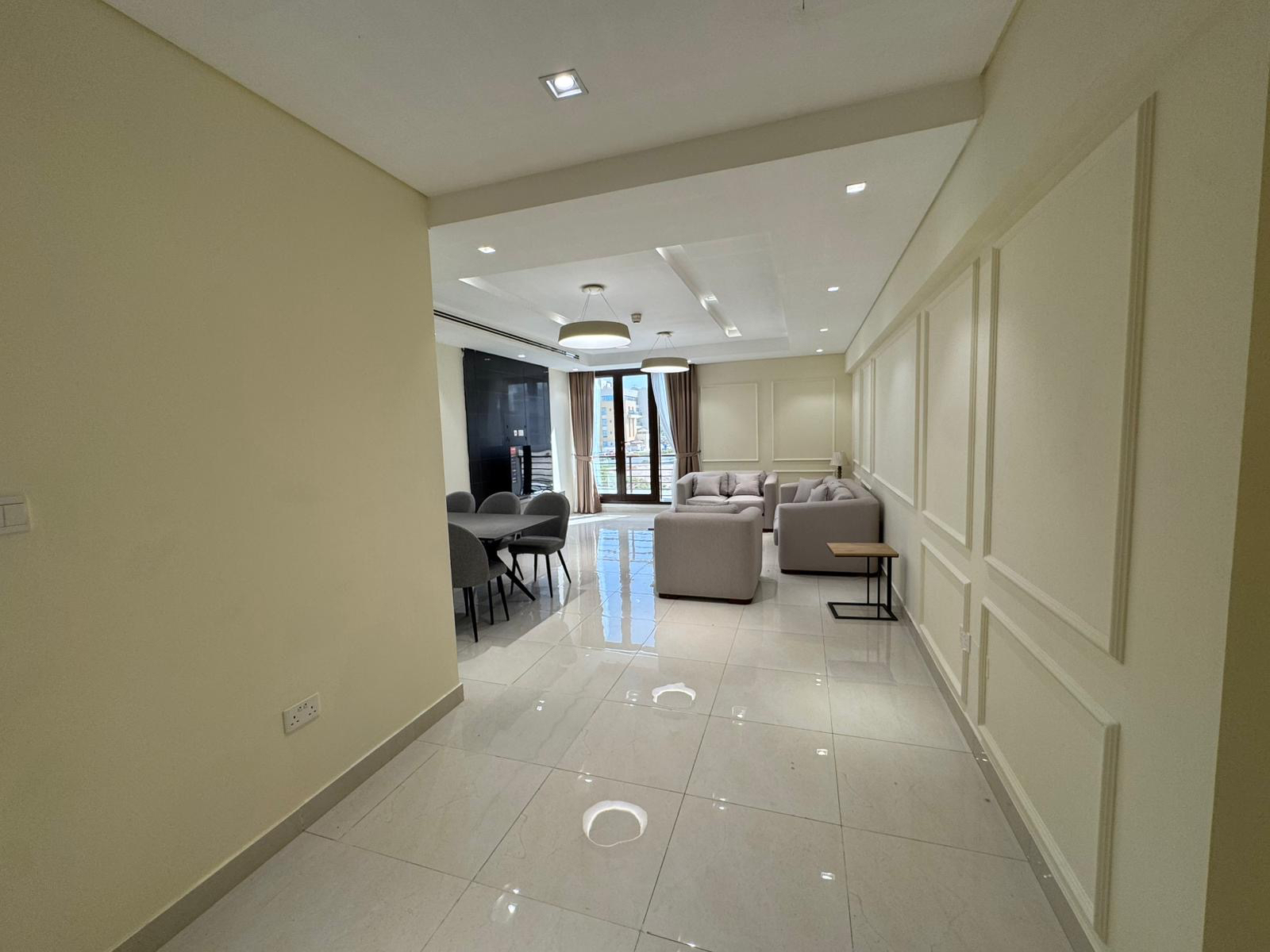 BRAND NEW 2 BEDROOM FULLY FURNISHED BIG LAYOUT thumbnail 8