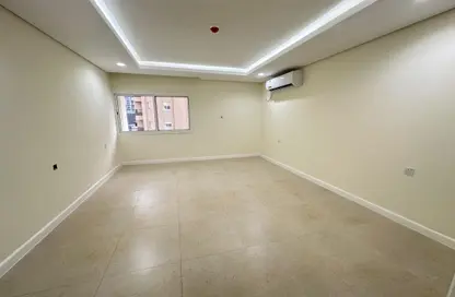 Apartment - 3 Bedrooms - 3 Bathrooms for rent in Musheireb Apartments - Musheireb - Doha